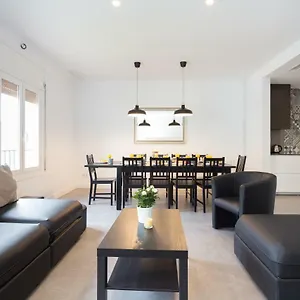 vintage-plaza-universidad-5bedrooms-2bathrooms.topbarcelonahotels.com/